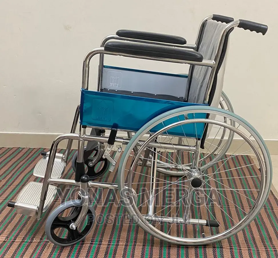 130 Kg Manual Patient Wheelchair, 4, Seat Height: 19 Inch