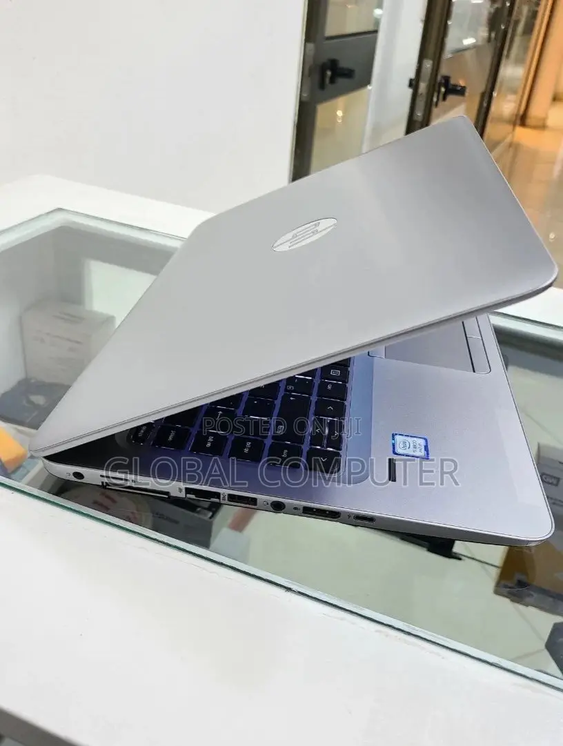 New Laptop HP 430 G4 8GB Intel Core I7 HDD 1T