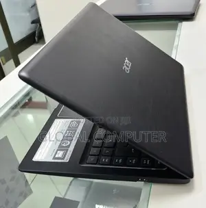 New Laptop Acer Swift 3 4GB Intel Core I7 HDD 500GB