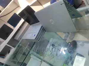 New Laptop HP 14-Dq1025cl 16GB Intel Core I7 SSD 16 GB