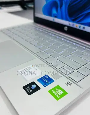 New Laptop HP Pavilion 13 16GB Intel Core I5 SSD 512GB
