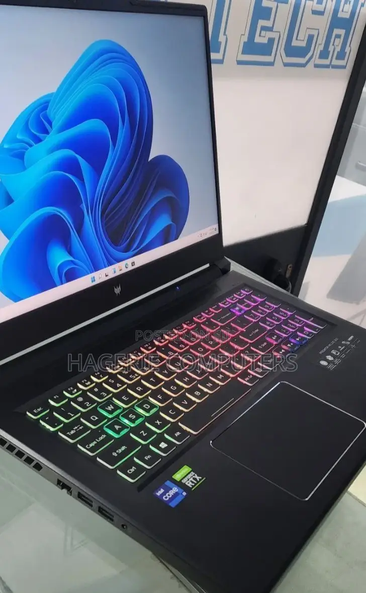 New Laptop Acer Predator Helios 300 16GB Intel Core I7 SSD 1T