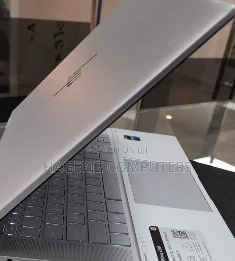New Laptop HP Envy X360 16GB Intel Core I5 SSD 512GB