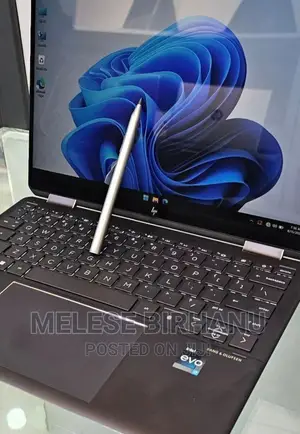 New Laptop HP Spectra 13 12GB Intel Core I7 SSD 1T