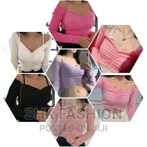 Shoulder Lettuce Trim Ruched Tee