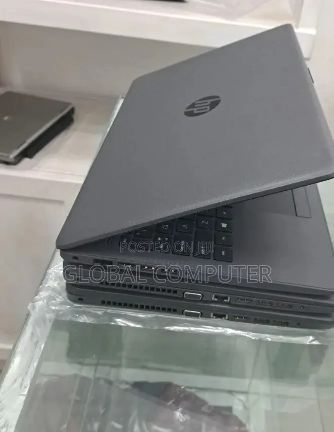 New Laptop HP Stream Notebook 8GB Intel Core I7 SSD 1T