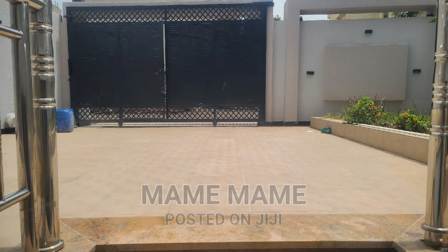 7bdrm House in Addis Abeba, Bole for sale