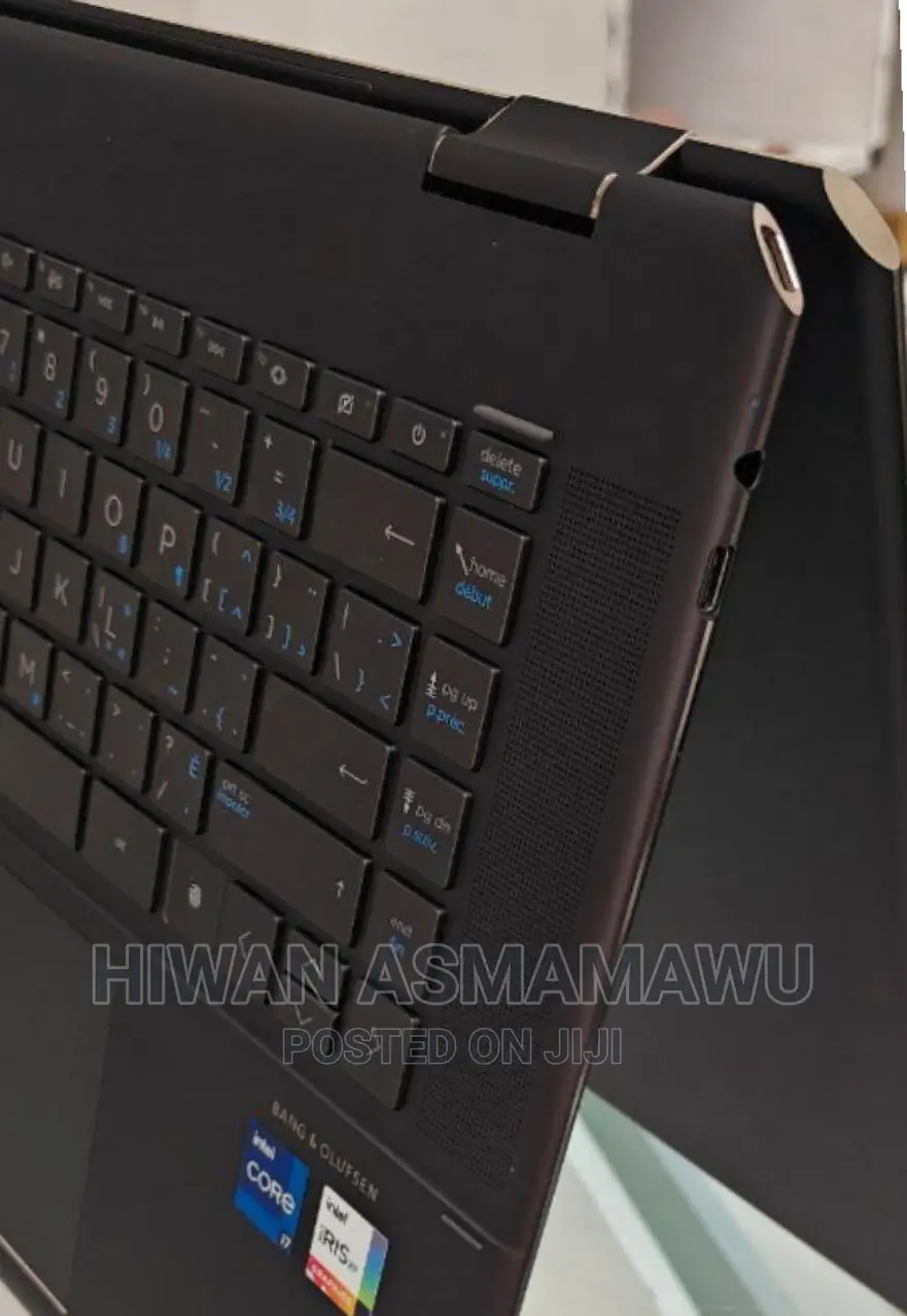 New Laptop HP Spectre 16GB Intel Core I7 SSD 1T