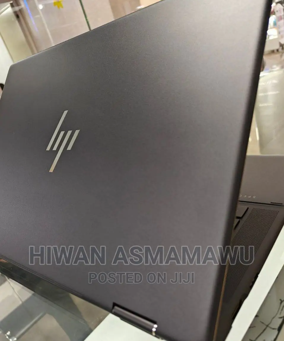 New Laptop HP Spectre 16GB Intel Core I7 SSD 1T