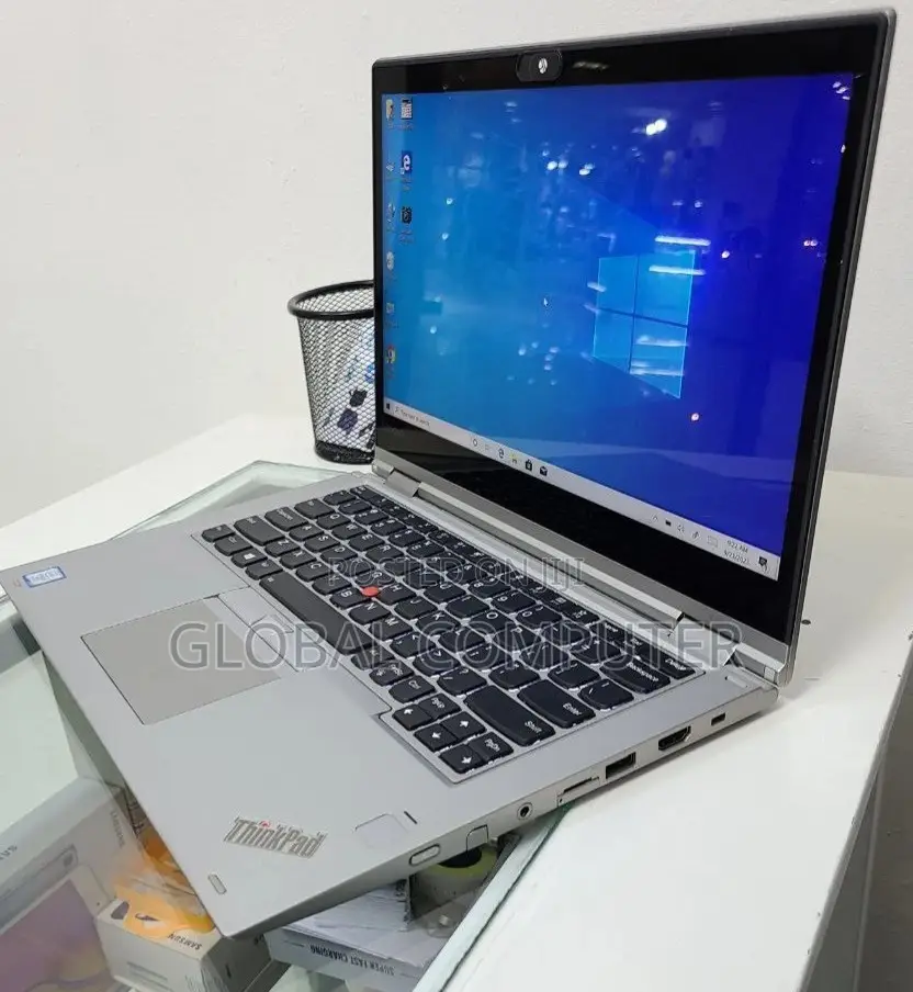 New Laptop Lenovo ThinkPad Yoga 370 8GB Intel Core I5 SSD 512GB