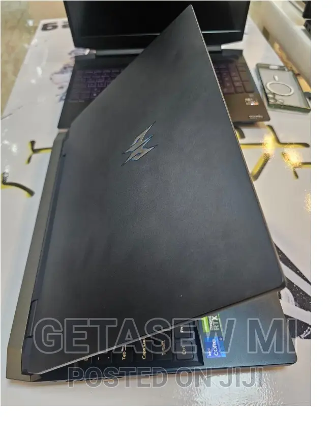 New Laptop Acer Predator Helios 300 16GB Intel Core I9 SSD 512GB