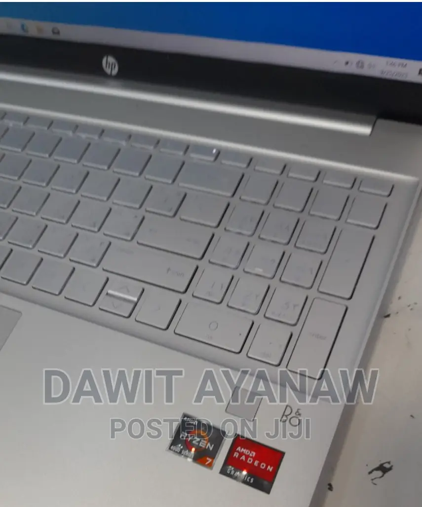 New Laptop HP 16GB AMD Ryzen 7 SSD 512GB