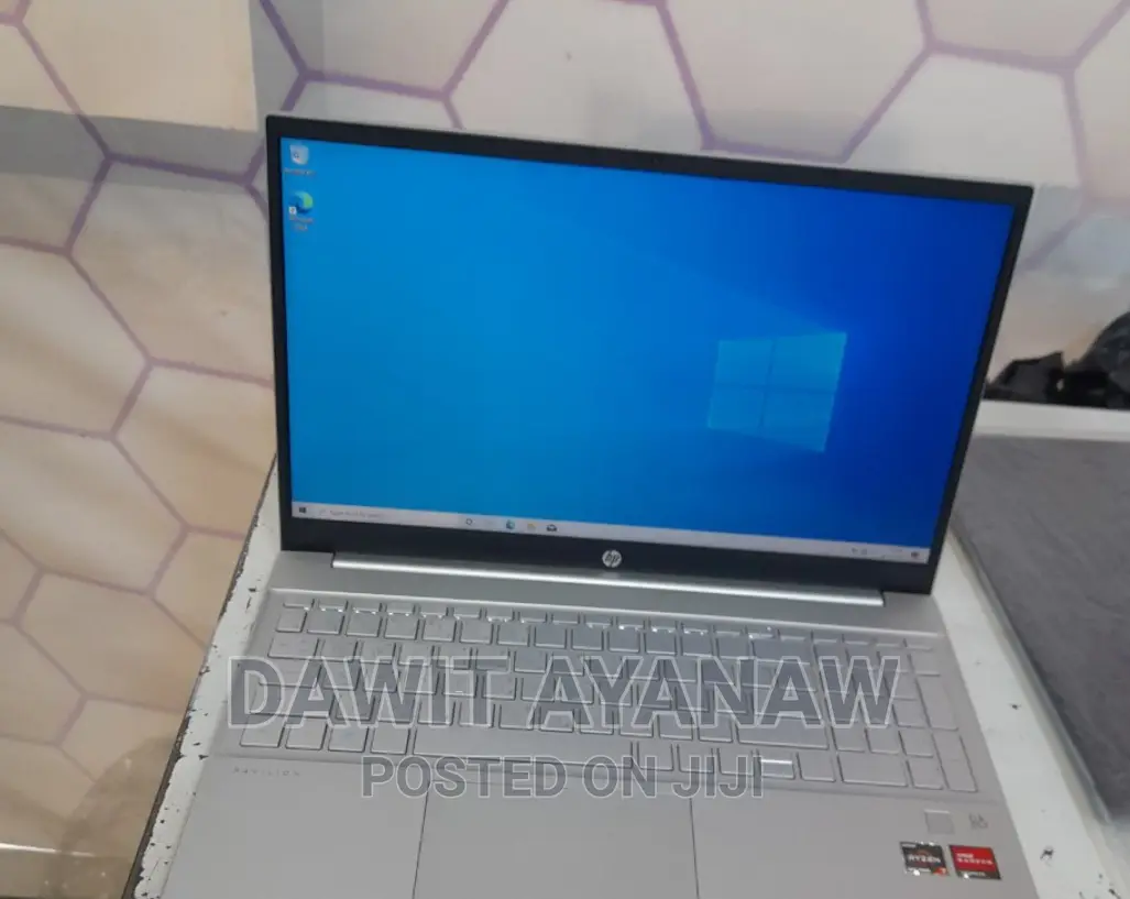 New Laptop HP 16GB AMD Ryzen 7 SSD 512GB