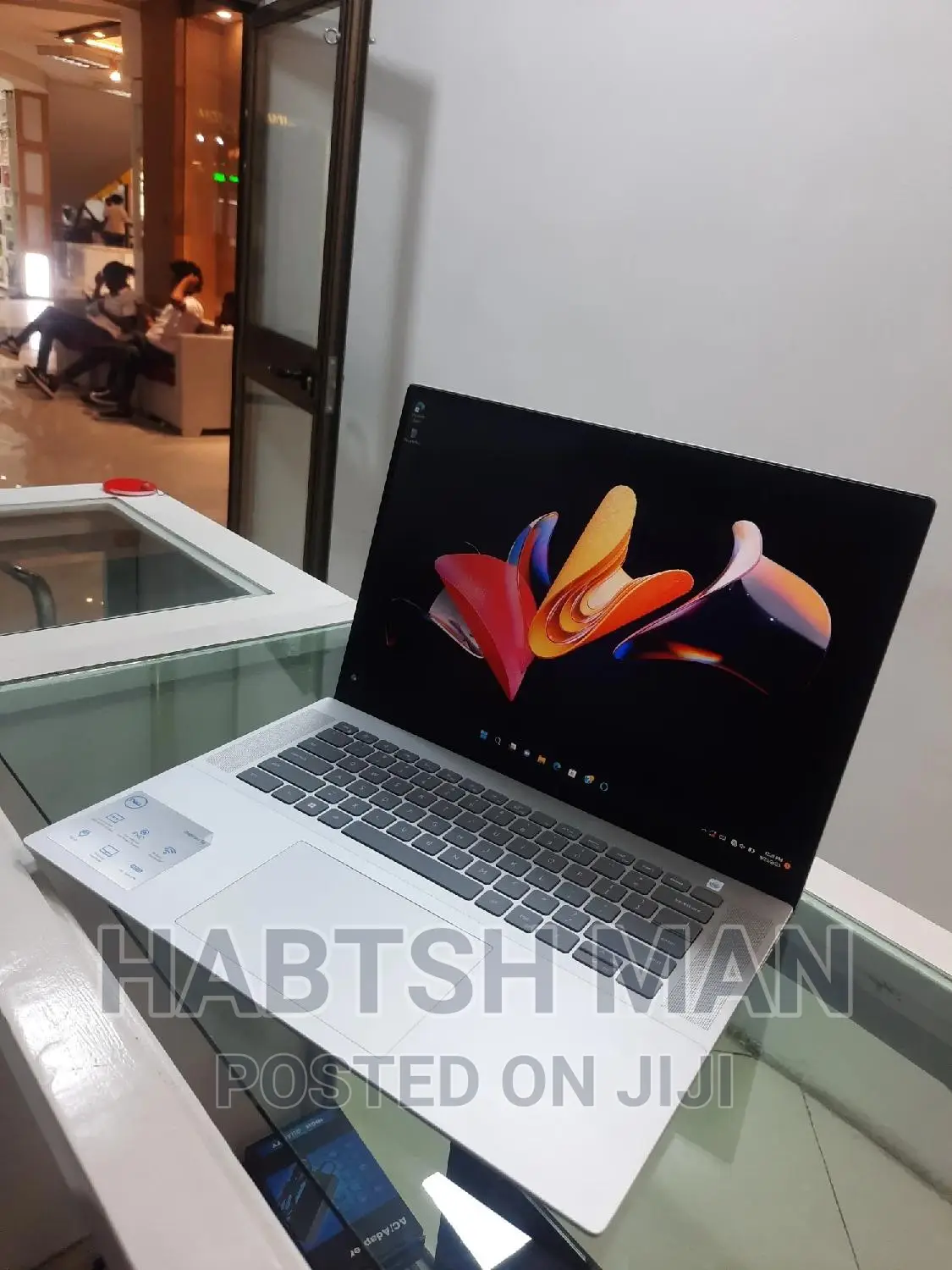 New Laptop Dell Inspiron 15 16GB Intel Core I7 SSD 512GB