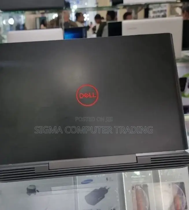 New Laptop Dell Inspiron 15 8GB Intel Core I5 HDD 1T