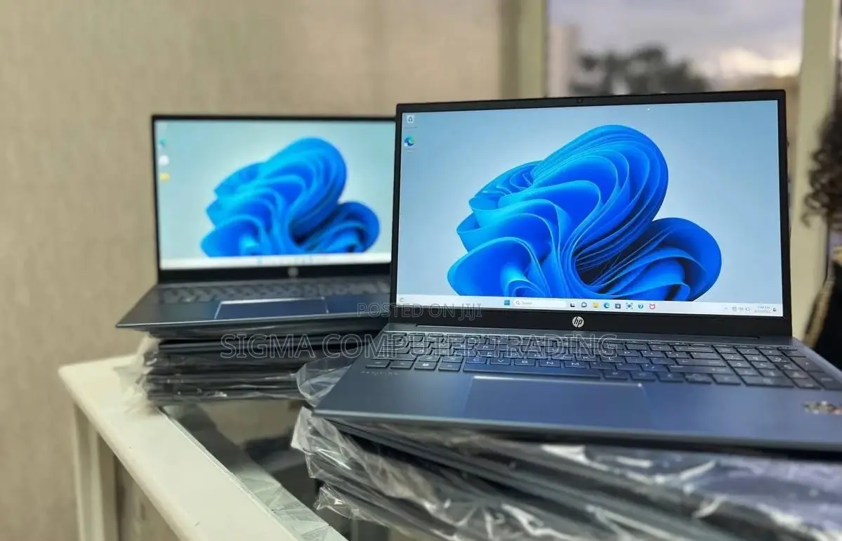 New Laptop HP Pavilion 15 8GB AMD Ryzen 7 SSD 512GB