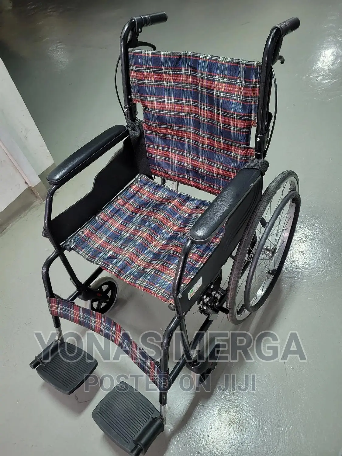 Wheelchair Plastic Leg Rests Make You More Comfortable
