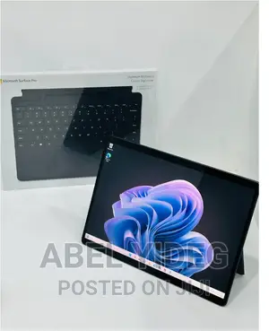 Photo - New Laptop Microsoft Surface Pro 9 16GB Intel Core I5 SSD 256GB