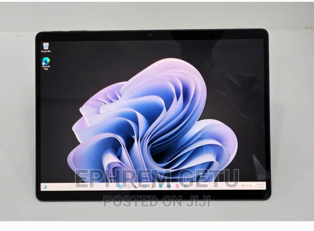 New Laptop Microsoft Surface Pro 9 16GB Intel Core I5 SSD 256GB