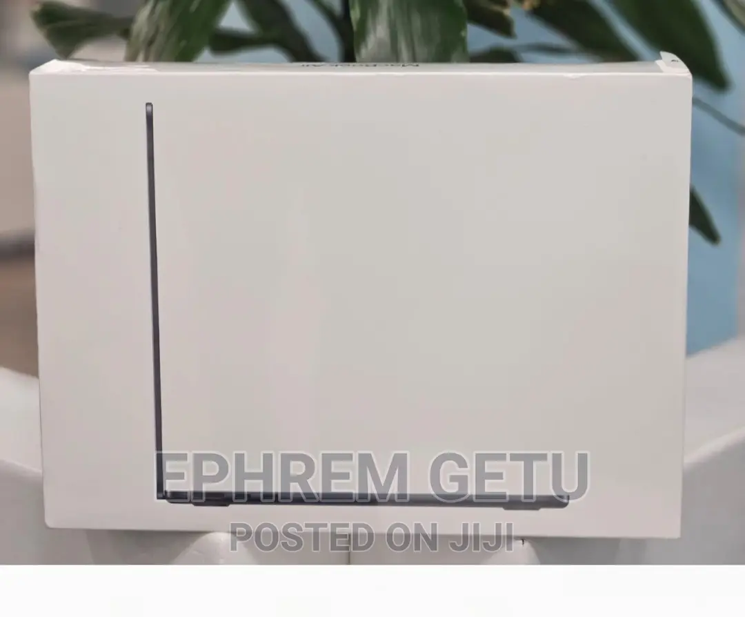 New Laptop Apple MacBook Air 2022 M2 8GB Apple M2 SSD 256GB