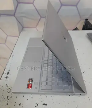 Photo - New Laptop HP Pavilion 13 16GB AMD Ryzen 7 SSD 512GB
