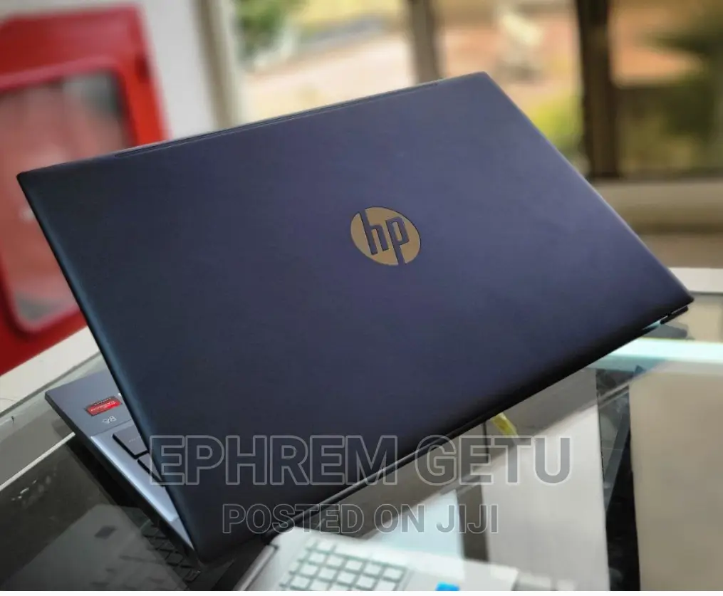 New Laptop HP Pavilion 15 8GB AMD Ryzen 7 SSD 512GB