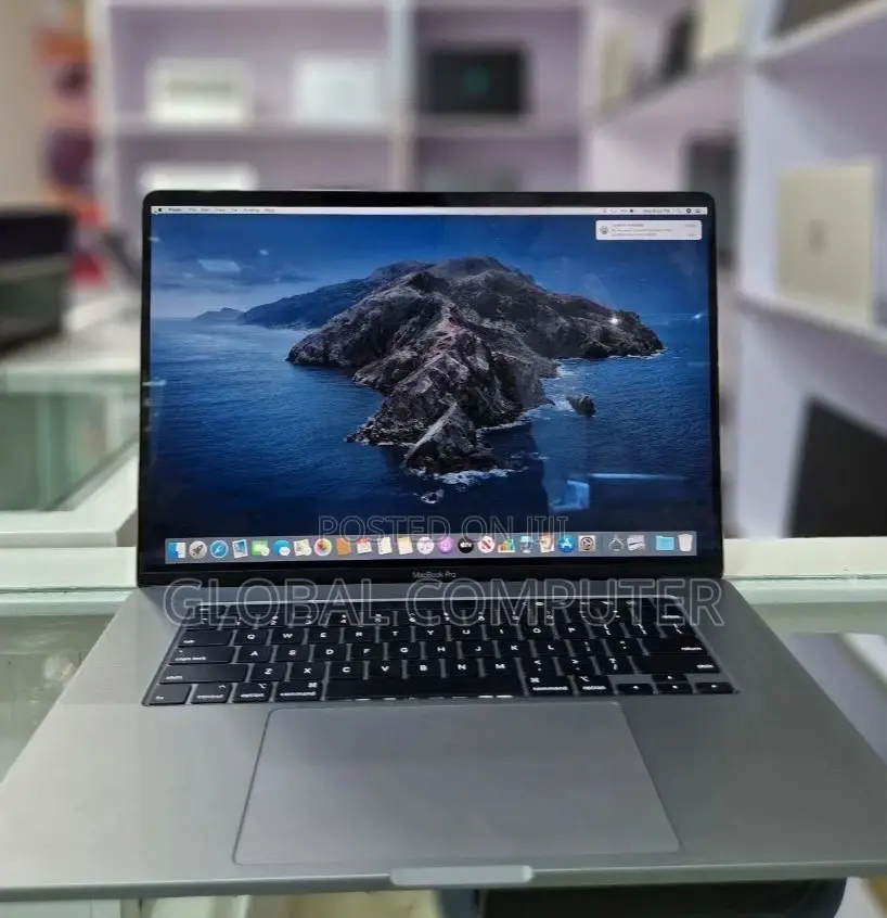New Laptop Apple MacBook Pro 16GB Intel Core I7 SSD 512GB