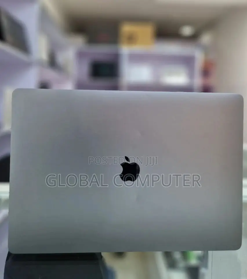 New Laptop Apple MacBook Pro 16GB Intel Core I7 SSD 512GB