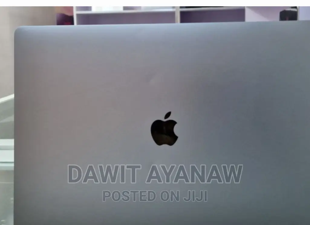 New Laptop Apple MacBook Pro 2019 16GB Intel Core I7 SSD 512GB