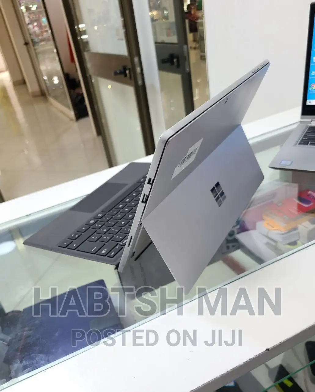 New Laptop Microsoft Surface Pro 8GB Intel Core I5 SSD 256GB