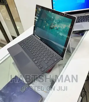 New Laptop Microsoft Surface Pro 8GB Intel Core I5 SSD 256GB