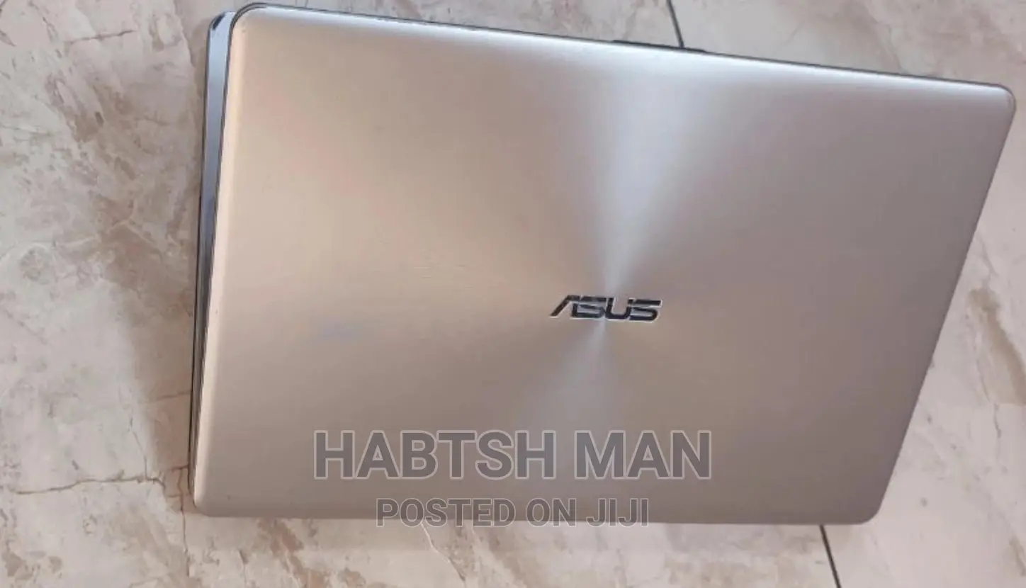 New Laptop Asus 1015E 8GB Intel Core I7 HDD+SSD 256GB
