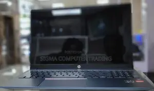 Photo - New Laptop HP Pavilion 15 8GB AMD Ryzen 5 SSD 512GB
