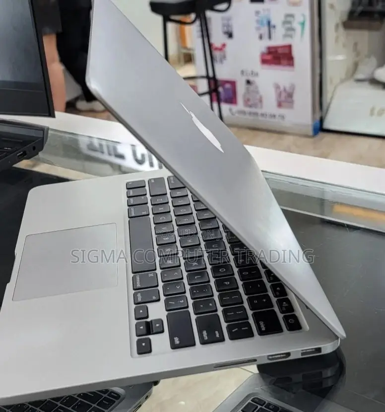 Laptop Apple MacBook Pro 2013 8GB Intel Core I5 SSD 128GB