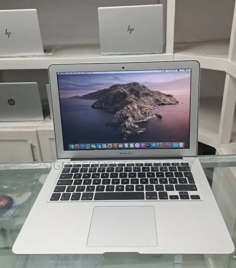 New Laptop Apple MacBook Air 2017 8GB Intel Core I5 SSD 128GB