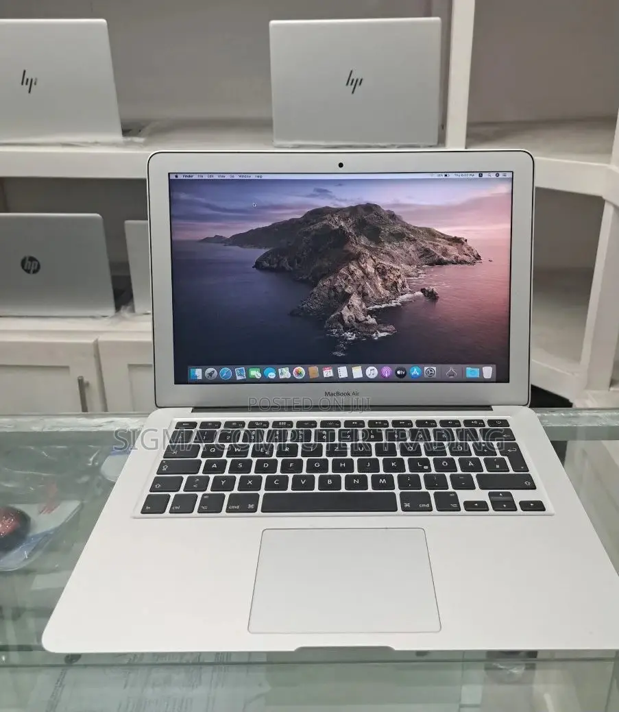 New Laptop Apple MacBook Air 2017 8GB Intel Core I5 SSD 128GB