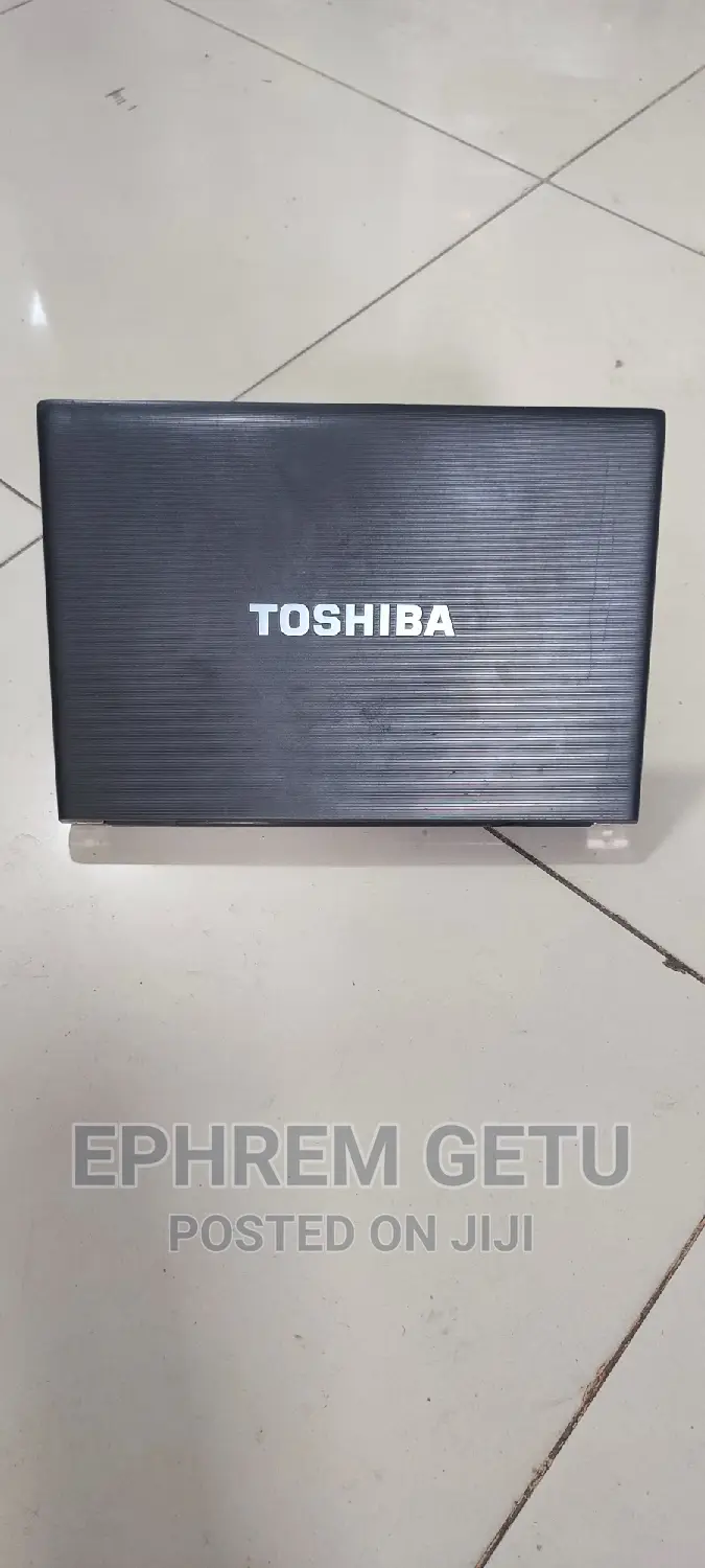 Laptop Toshiba Satellite C55 4GB Intel Core I5 HDD 500GB