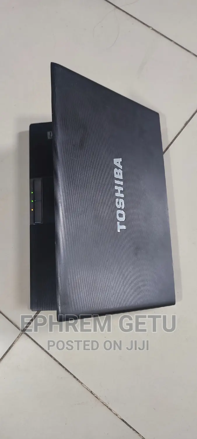 Laptop Toshiba Satellite C55 4GB Intel Core I5 HDD 500GB