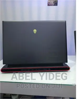New Laptop Alienware Area-51m 32GB AMD Ryzen 9 SSD 1T