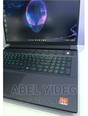 New Laptop Alienware Area-51m 32GB AMD Ryzen 9 SSD 1T