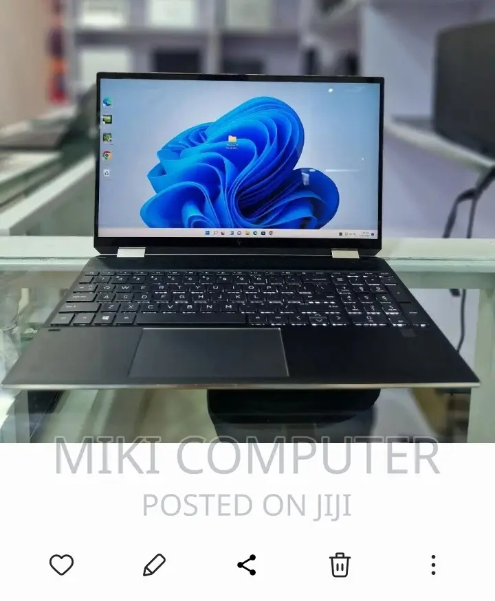 New Laptop HP Spectre 16GB Intel Core I7 SSD 512GB