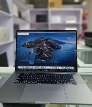 New Laptop Apple MacBook Pro 2018 16GB Intel Core I7 SSD 512GB