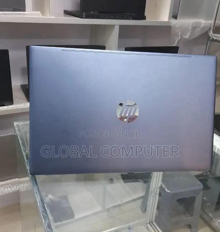 New Laptop HP Pavilion 15-Eh0050wm 8GB Intel Core I7 SSD 512GB