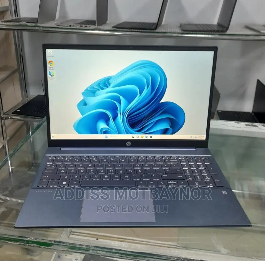 New Laptop HP Pavilion 15 8GB Intel Core I7 SSD 512GB