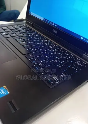 Photo - New Laptop Dell Latitude 5330 4GB Intel Core I5 HDD 500GB