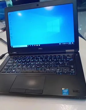 New Laptop Dell Latitude 5330 4GB Intel Core I5 HDD 500GB