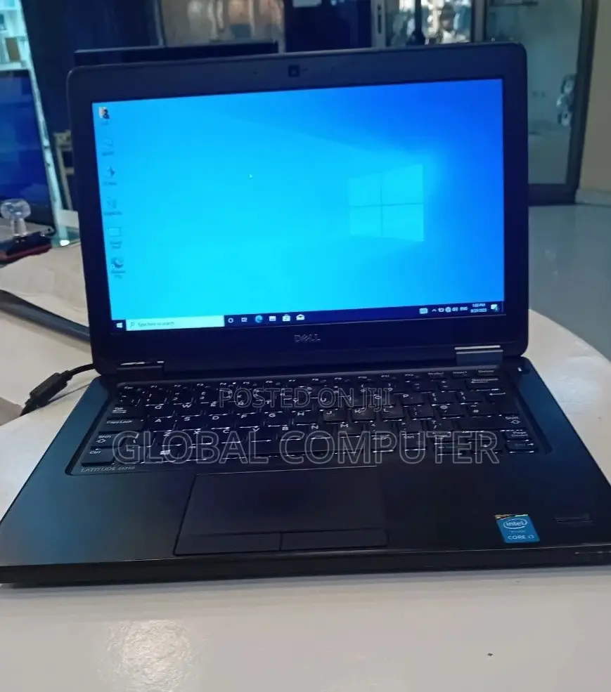 New Laptop Dell Latitude 5330 4GB Intel Core I5 HDD 500GB