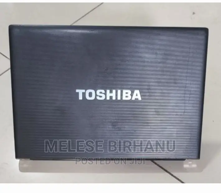 Laptop Toshiba Satellite C850 4GB Intel Core I5 HDD 500GB