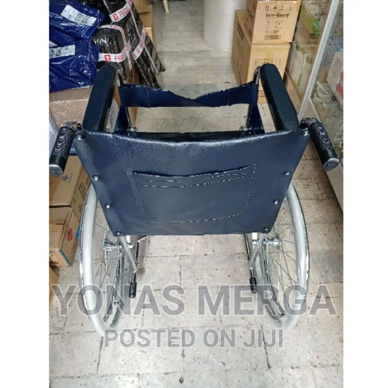 COMFO CARE Wheel Chair