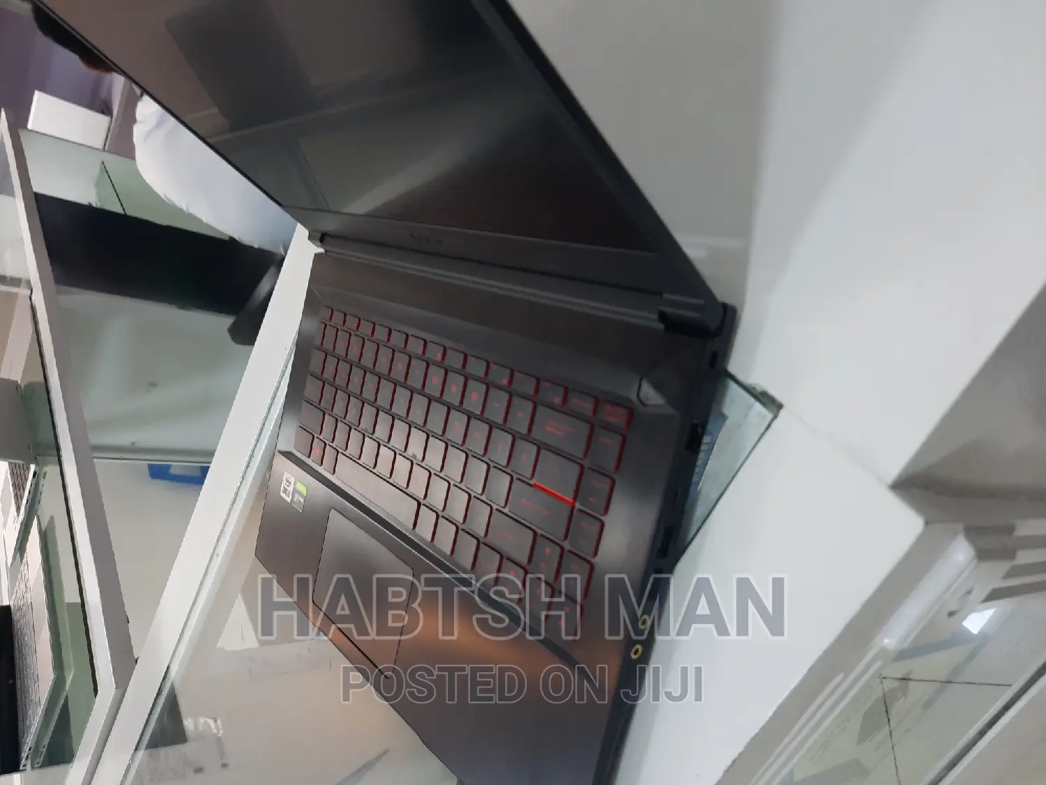 New Laptop MSI GF63 8GB Intel Core I5 SSD 512GB